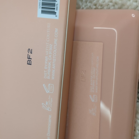 Artist Couture Love Sprung Face Palette in Volume II, 3pods x 4g/14 - Picture 4 of 8